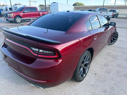 Used 2021 Dodge Charger SXT w/ Blacktop Package RWD image 10