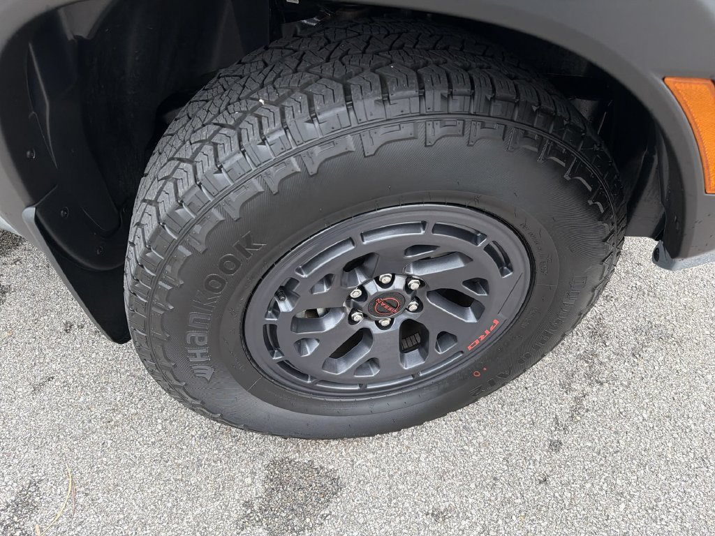 Certified 2025 Nissan Frontier PRO-4X w/ Pro Premium Package AWD/4WD image 19