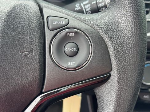 Certified 2018 Honda HR-V LX image 21