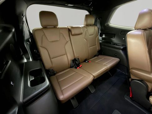 Used 2022 Kia Telluride SX w/ SX Prestige Package AWD/4WD image 26