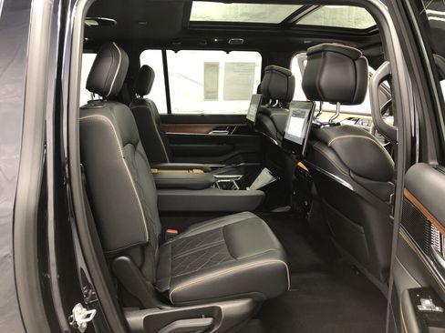 Certified 2023 Jeep Grand Wagoneer L Series III w/ Rear Seat Video Group 1 image 12