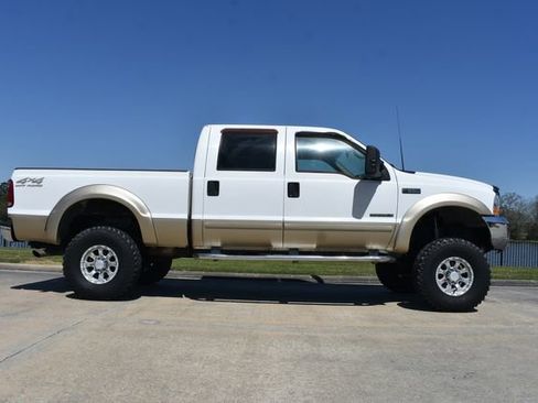 Used 2001 Ford F250 Lariat image 3