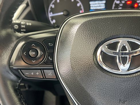 Used 2024 Toyota Corolla Cross LE image 18