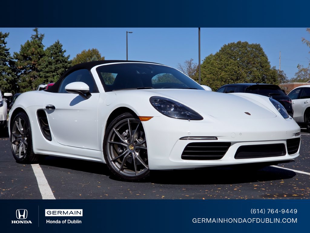 Used 2019 Porsche 718 Boxster RWD image 1