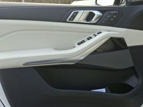 New 2026 BMW X7 M60i w/ Executive Package image 9