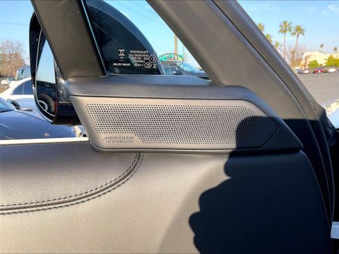 New 2026 Land Rover Range Rover SE image 21