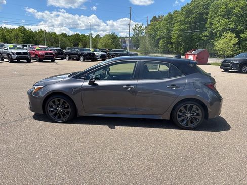Used 2026 Toyota Corolla XSE FWD image 3