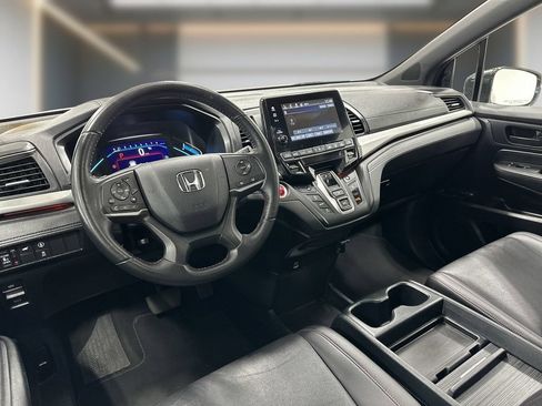 Used 2024 Honda Odyssey Sport image 12
