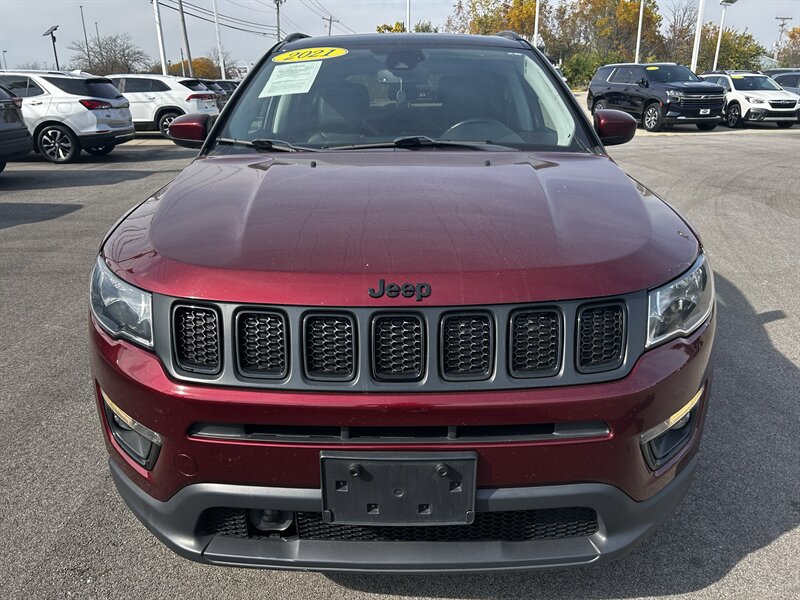 Used 2021 Jeep Compass Altitude w/ Sun & Sound Group AWD/4WD image 8