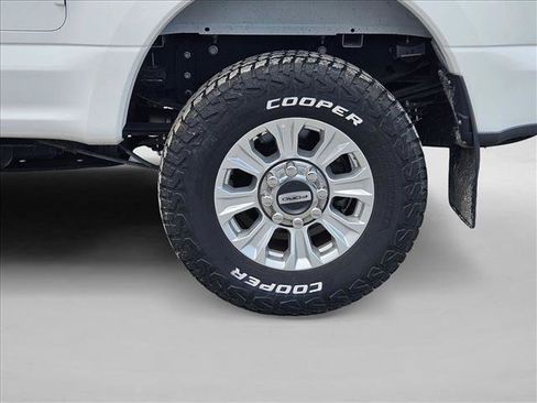 Used 2020 Ford F250 XL w/ STX Appearance Package AWD/4WD image 4