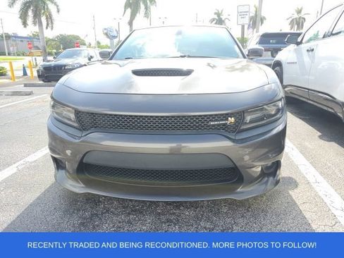 Used 2018 Dodge Charger R/T Scat Pack w/ Driver Confidence Group RWD image 2