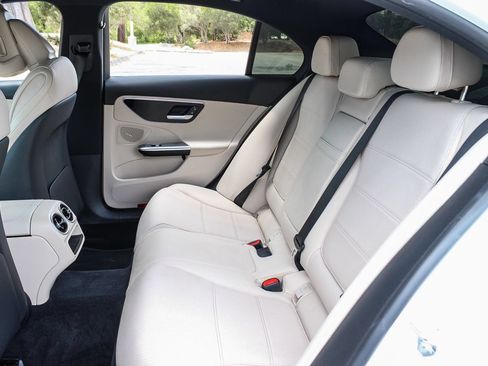 Certified 2022 Mercedes-Benz C 300 Sedan image 19