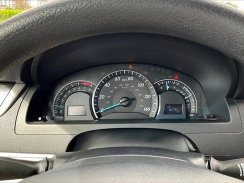 Used 2013 Toyota Camry LE image 20