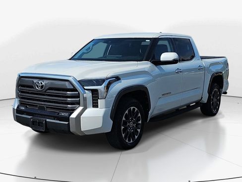 Used 2022 Toyota Tundra Limited AWD/4WD image 8