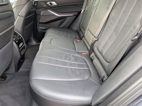 Used 2020 BMW X5 xDrive40i w/ Premium Package image 17