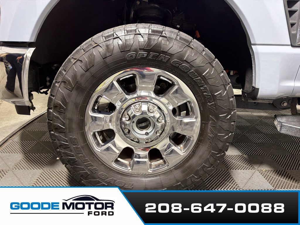 Used 2025 Ford F350 Lariat w/ Chrome Package AWD/4WD image 27