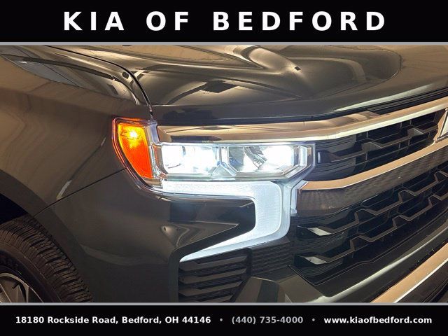 Used 2025 Chevrolet Silverado 1500 LT AWD/4WD image 11
