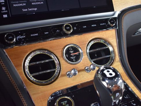 Certified 2023 Bentley Continental GT Azure image 34