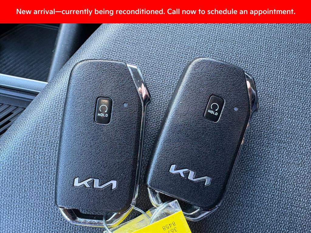 Certified 2022 Kia EV6 Wind RWD image 27
