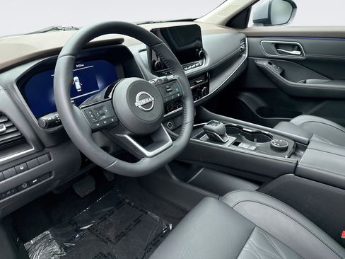 Used 2023 Nissan Rogue Platinum AWD/4WD image 10
