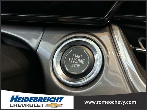 Used 2025 Chevrolet Trax ACTIV w/ Driver Confidence Package FWD image 28