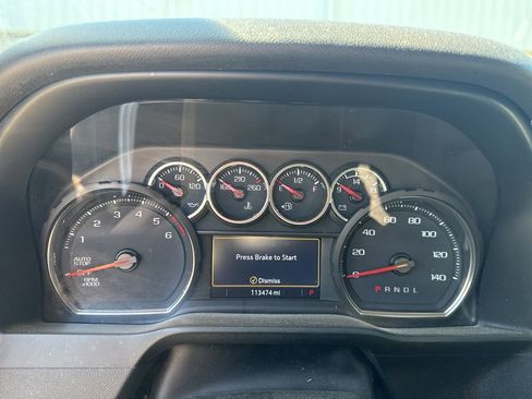Used 2021 Chevrolet Silverado 1500 LT w/ Z71 Off-Road Package AWD/4WD image 14