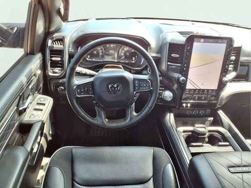 Used 2025 RAM 1500 Limited AWD/4WD image 7