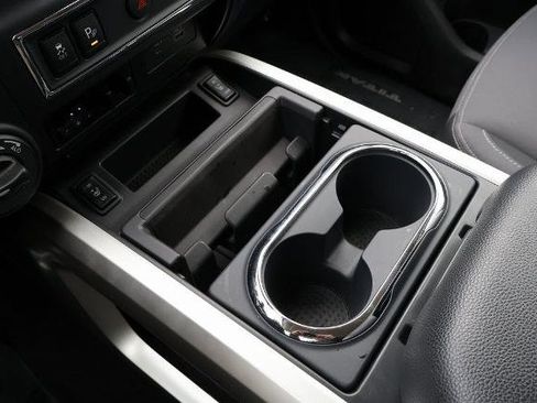 Certified 2024 Nissan Titan SV w/ SV Convenience Package image 22