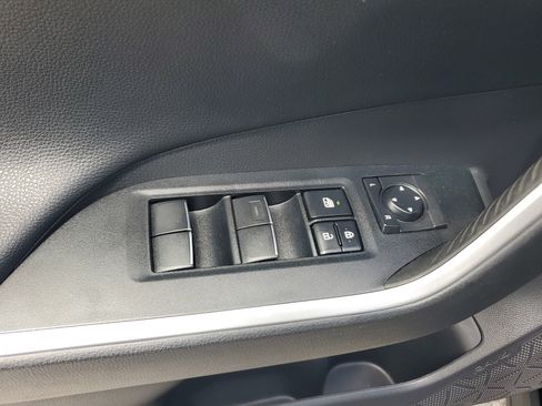 Used 2020 Toyota RAV4 XSE w/ XSE Grade Weather Package AWD/4WD image 29