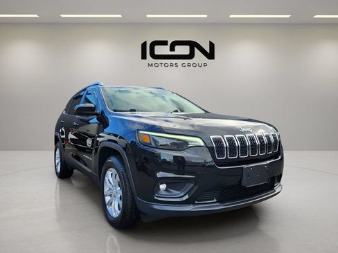 Used 2019 Jeep Cherokee Latitude w/ Popular Appearance Group AWD/4WD image 3