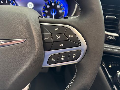 New 2026 Chrysler Pacifica Select image 19