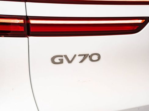 Used 2026 Genesis GV70 2.5T Sport Prestige AWD/4WD image 18