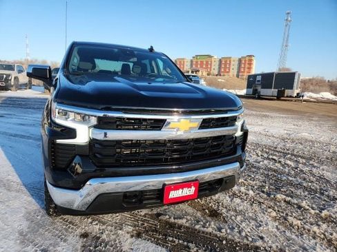 Certified 2023 Chevrolet Silverado 1500 LT image 2