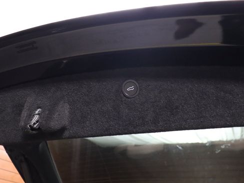 Used 2023 Tesla Model X image 26