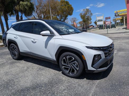 New 2026 Hyundai Tucson SEL Plus FWD image 1