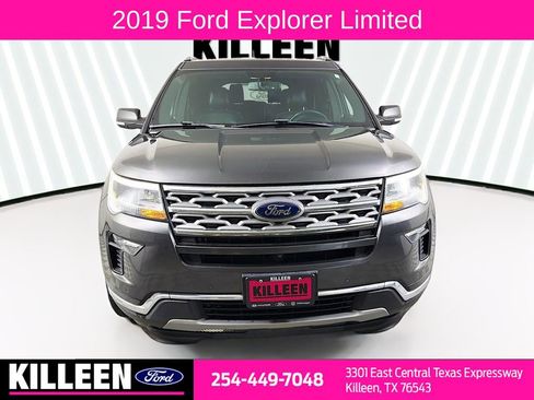 Used 2019 Ford Explorer Limited w/ Class III Trailer Tow Package image 2