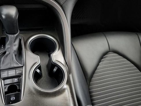 Certified 2024 Toyota Camry SE FWD image 27