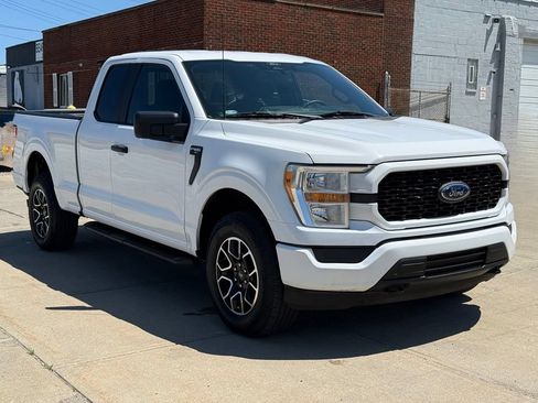 Used 2022 Ford F150 XL w/ STX Appearance Package AWD/4WD image 4