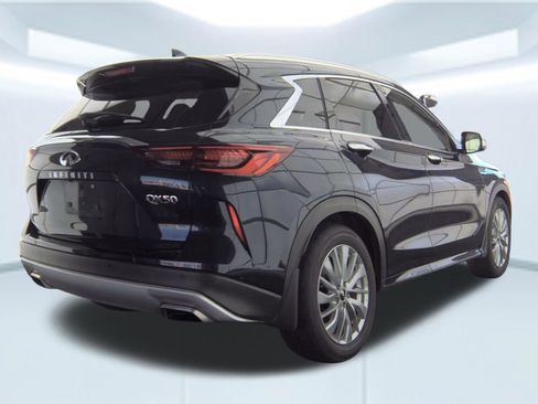 Used 2023 INFINITI QX50 Luxe w/ Cargo Package image 2