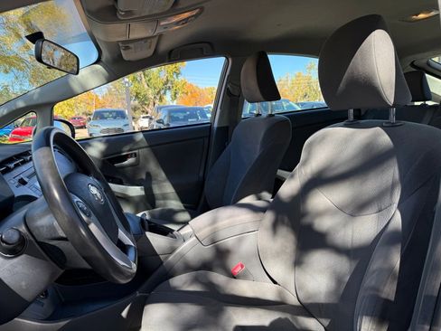 Used 2010 Toyota Prius Five image 10