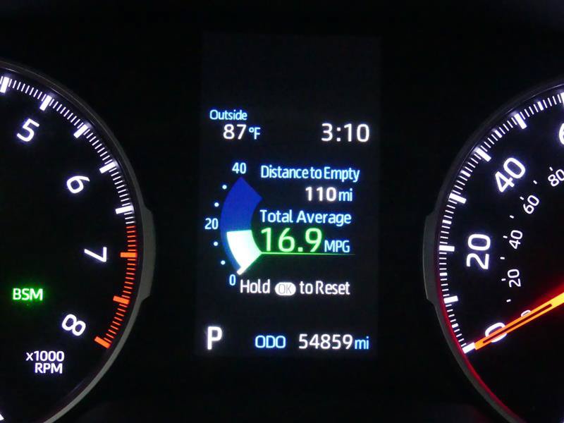 Used 2021 Toyota RAV4 XLE AWD/4WD image 33