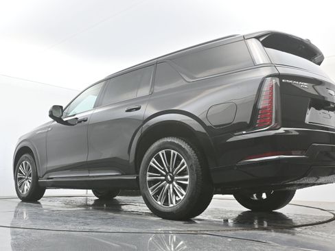 New 2026 Cadillac Escalade IQL Sport 1 image 17
