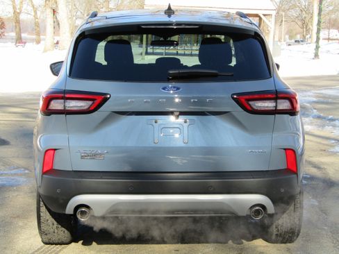 New 2025 Ford Escape Active w/ Tech Pack #1 image 3