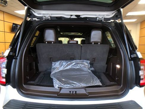 Used 2024 Ford Expedition King Ranch AWD/4WD image 23