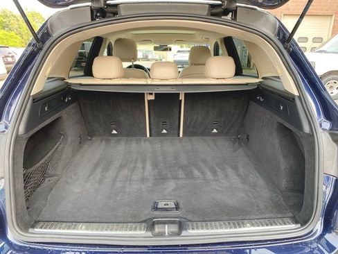 Used 2021 Mercedes-Benz GLC 300 4MATIC image 25