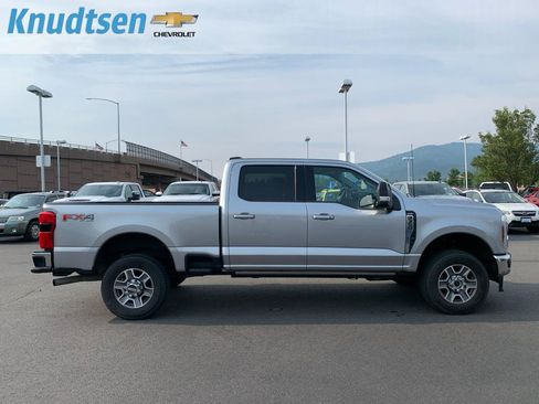 Used 2024 Ford F350 Lariat w/ Lariat Ultimate Package AWD/4WD image 9