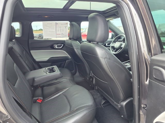 Certified 2023 Jeep Compass Limited w/ Elite Group AWD/4WD image 13