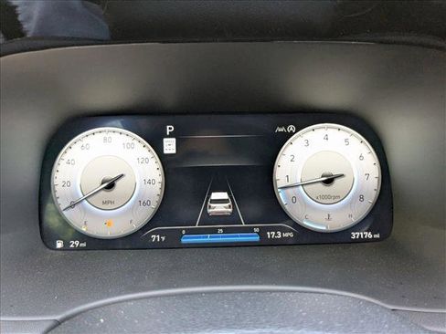 Used 2024 Hyundai Palisade Limited AWD/4WD image 16