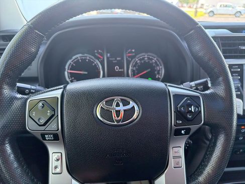 Certified 2024 Toyota 4Runner Limited AWD/4WD image 16