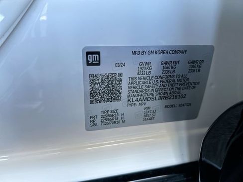 Used 2024 Buick Encore GX Sport Touring FWD image 31